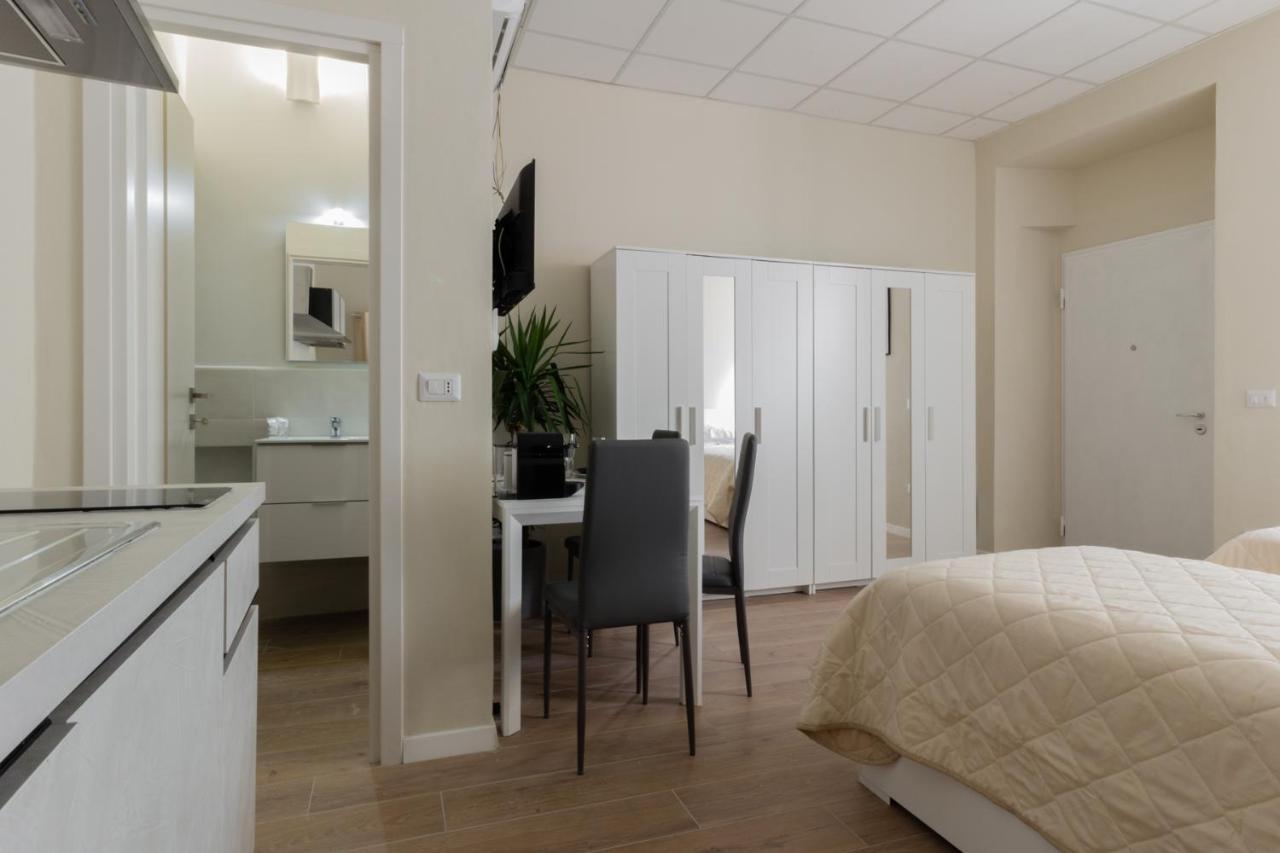 Center Rooms Piacenza Exterior foto