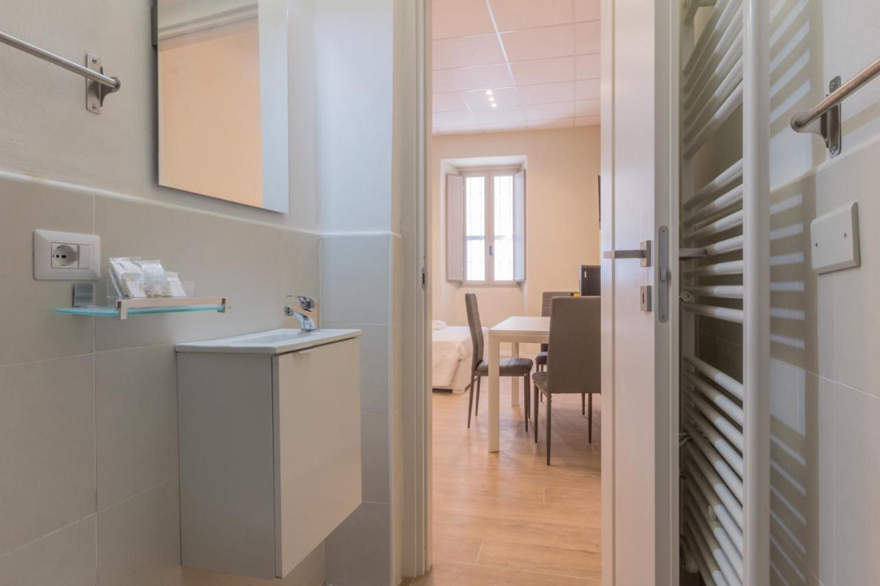 Center Rooms Piacenza Exterior foto