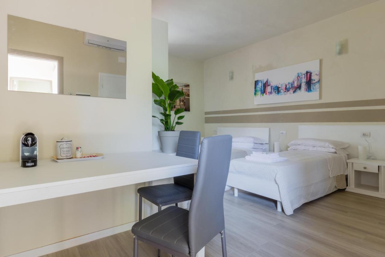 Center Rooms Piacenza Exterior foto