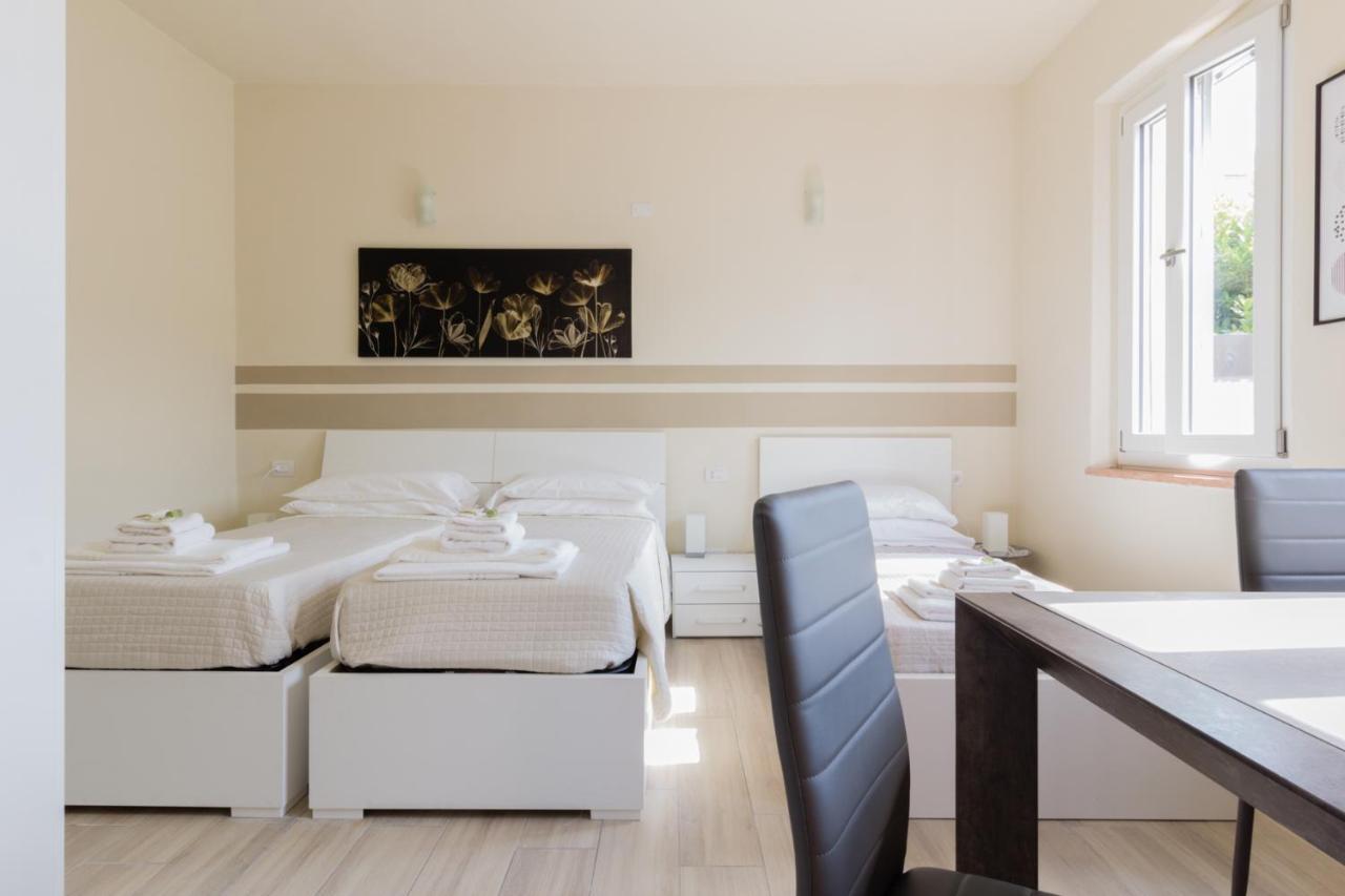 Center Rooms Piacenza Exterior foto